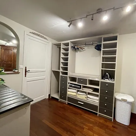 La Cyprienne בית נופש *