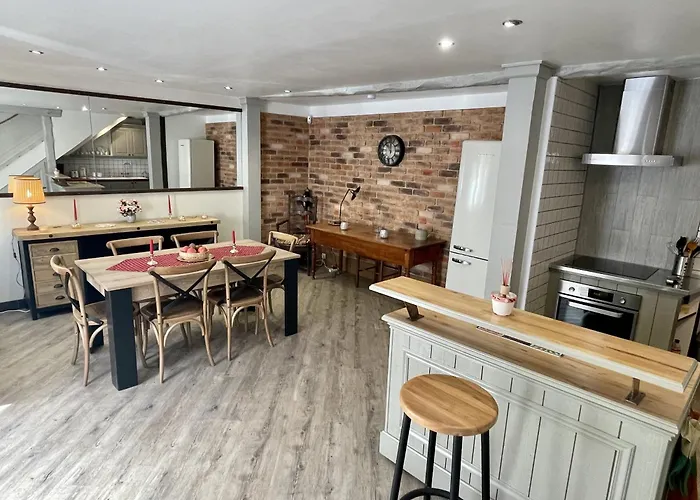 בית נופש La Cyprienne *